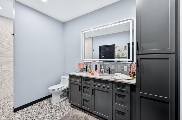 1100 E Denison Chattaroy Rd, Deer Park, WA 99006