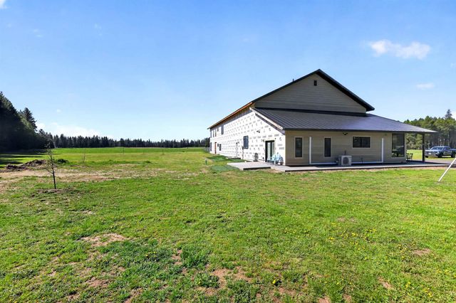 1100 E Denison Chattaroy Rd, Deer Park, WA 99006