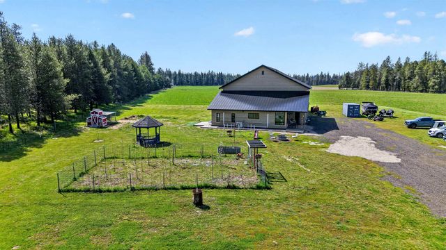 1100 E Denison Chattaroy Rd, Deer Park, WA 99006