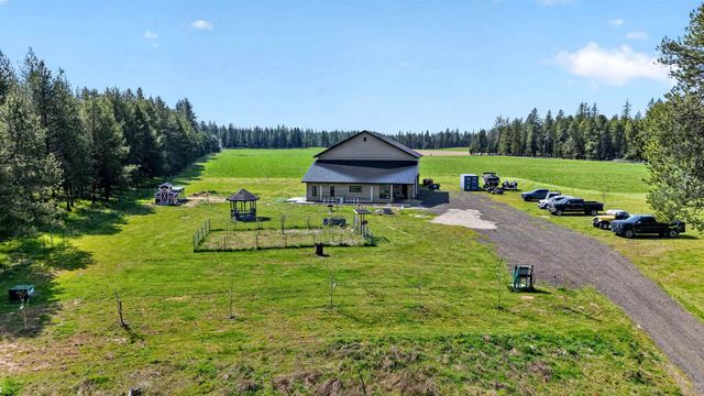 1100 E Denison Chattaroy Rd, Deer Park, WA 99006