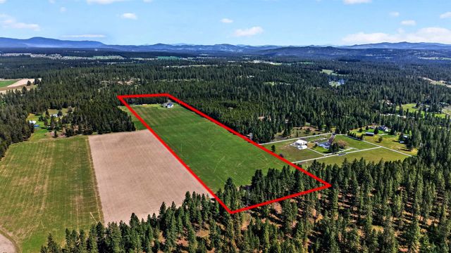 1100 E Denison Chattaroy Rd, Deer Park, WA 99006