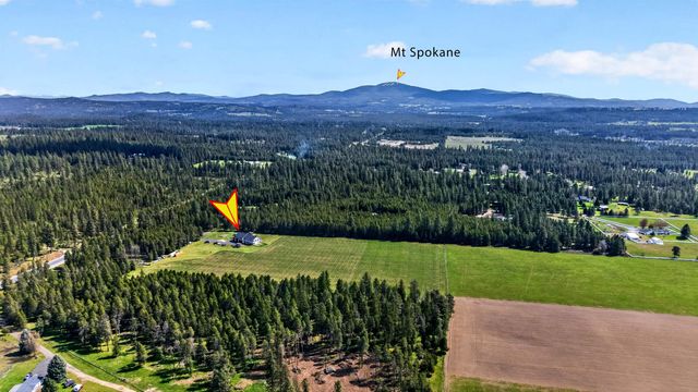 1100 E Denison Chattaroy Rd, Deer Park, WA 99006