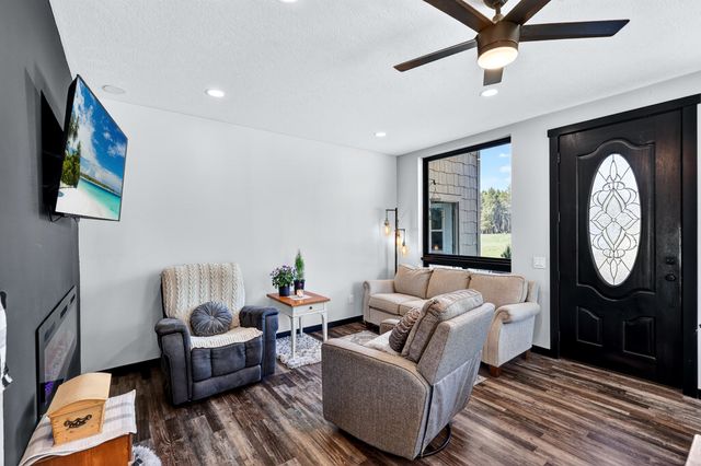 1100 E Denison Chattaroy Rd, Deer Park, WA 99006