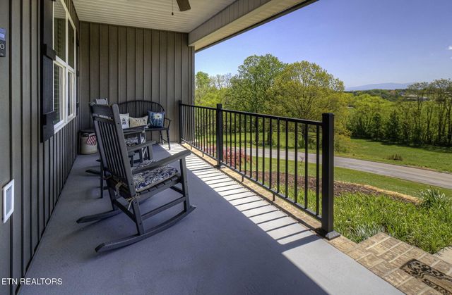 2045 kings View Loop, Seymour, TN 37865