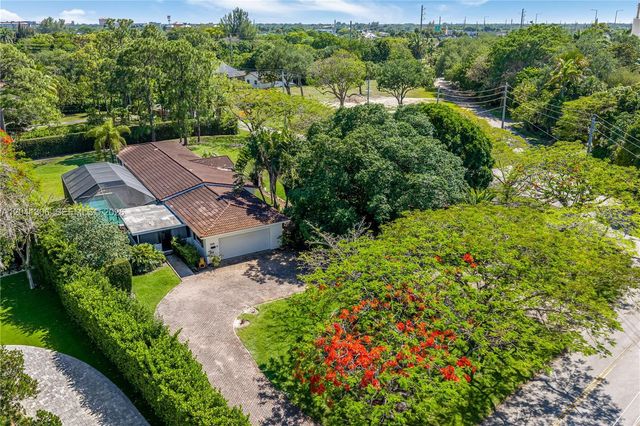 8480 SW 66th St 0, Miami, FL 33143