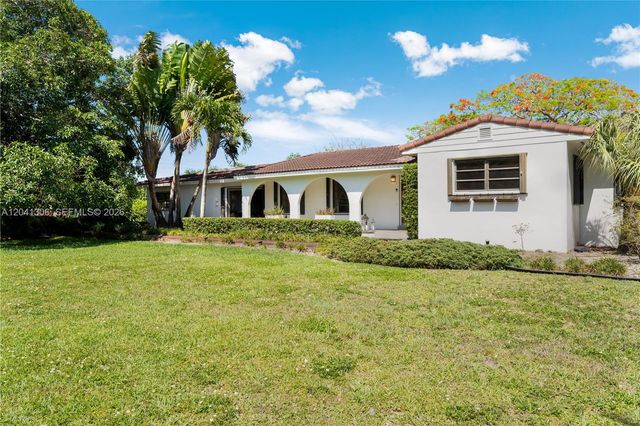 8480 SW 66th St 0, Miami, FL 33143