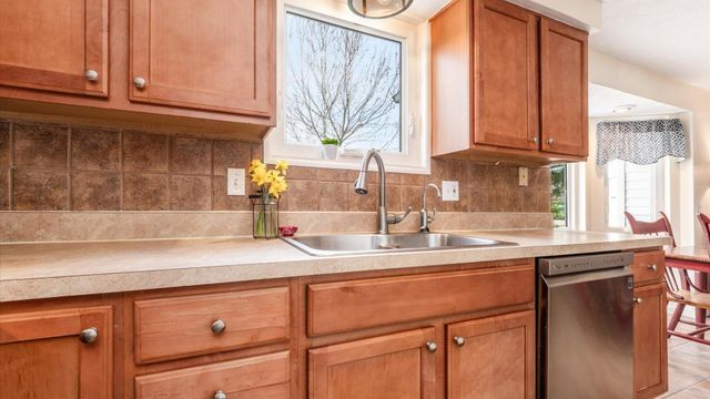 110 Canterberry Lane SW, Reynoldsburg, OH 43068