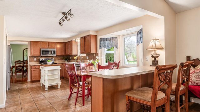 110 Canterberry Lane SW, Reynoldsburg, OH 43068
