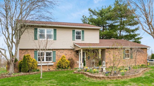 110 Canterberry Lane SW, Reynoldsburg, OH 43068