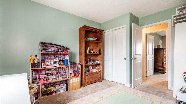 110 Canterberry Lane SW, Reynoldsburg, OH 43068