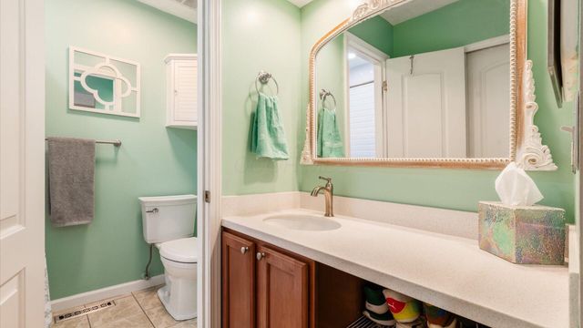 110 Canterberry Lane SW, Reynoldsburg, OH 43068