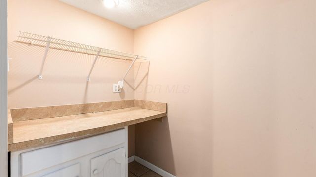 110 Canterberry Lane SW, Reynoldsburg, OH 43068