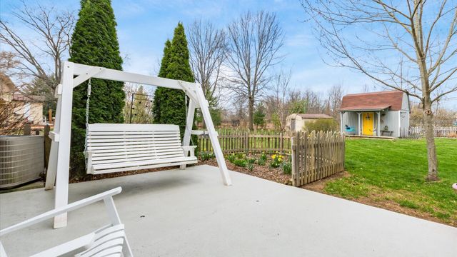 110 Canterberry Lane SW, Reynoldsburg, OH 43068