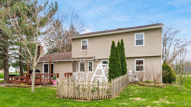 110 Canterberry Lane SW, Reynoldsburg, OH 43068