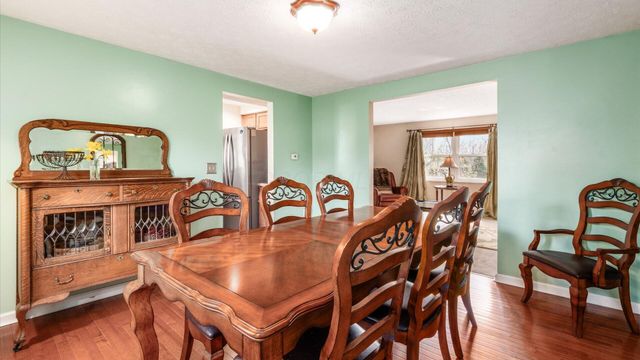 110 Canterberry Lane SW, Reynoldsburg, OH 43068