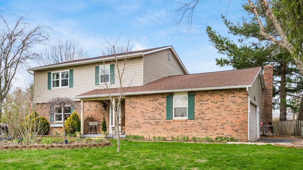 110 Canterberry Lane SW, Reynoldsburg, OH 43068