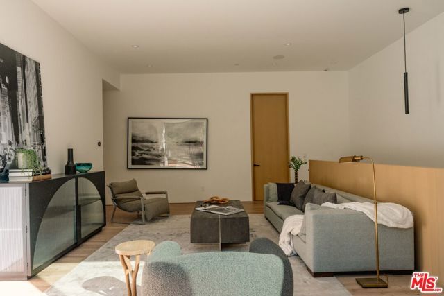 1508 Roscomare Road, Los Angeles, CA 90077