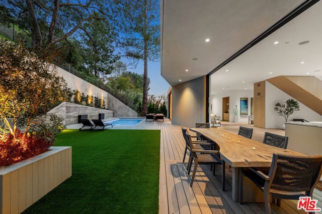 1508 Roscomare Road, Los Angeles, CA 90077