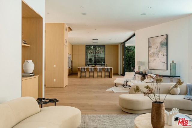 1508 Roscomare Road, Los Angeles, CA 90077