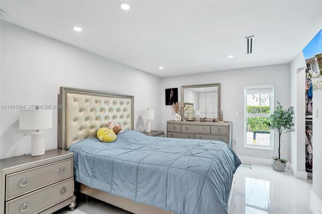 1991 SW 62nd Ave, West Miami, FL 33155