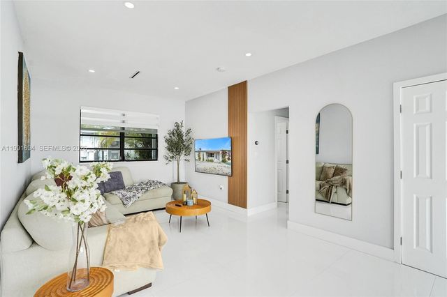 1991 SW 62nd Ave, West Miami, FL 33155