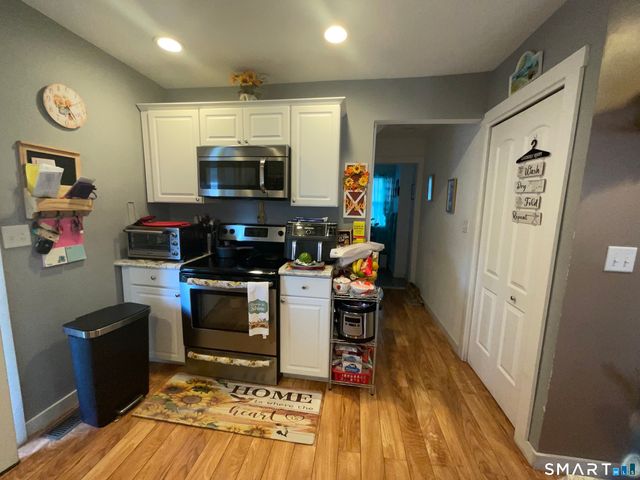 59 Oakland Street, Stratford, CT 06615