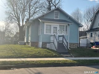 59 Oakland Street, Stratford, CT 06615