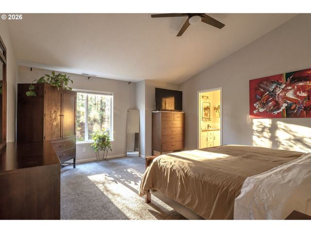 1155 Little John Loop, Salem, OR 97304