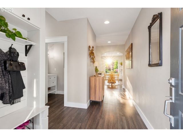 1155 Little John Loop, Salem, OR 97304