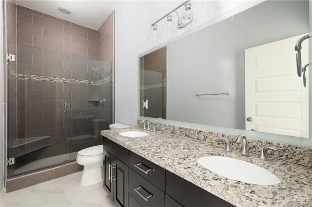 5307 N Crown Point, Pharr, TX 78577