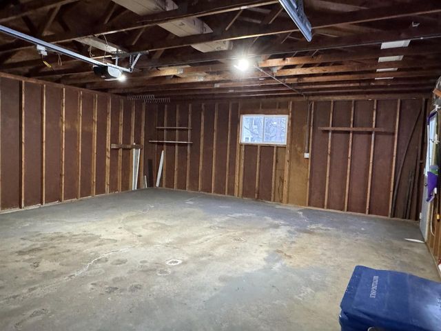 6715 North Avenue, Middleton, WI 53562