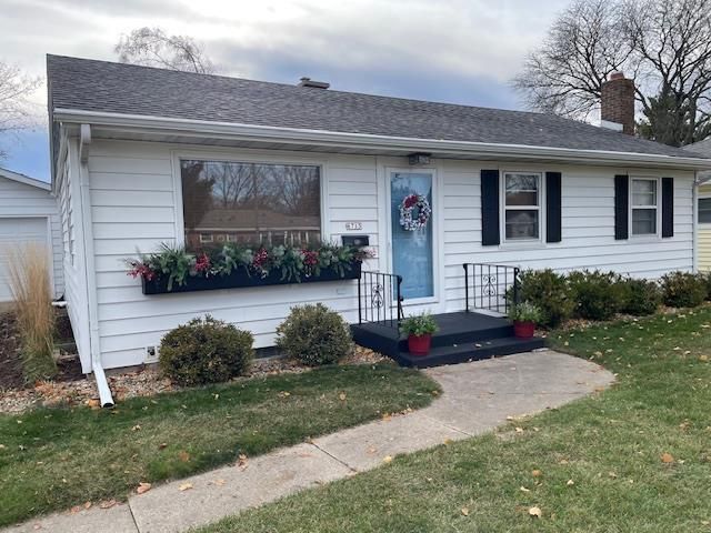 6715 North Avenue, Middleton, WI 53562