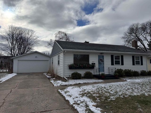 6715 North Avenue, Middleton, WI 53562