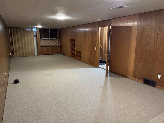 6715 North Avenue, Middleton, WI 53562