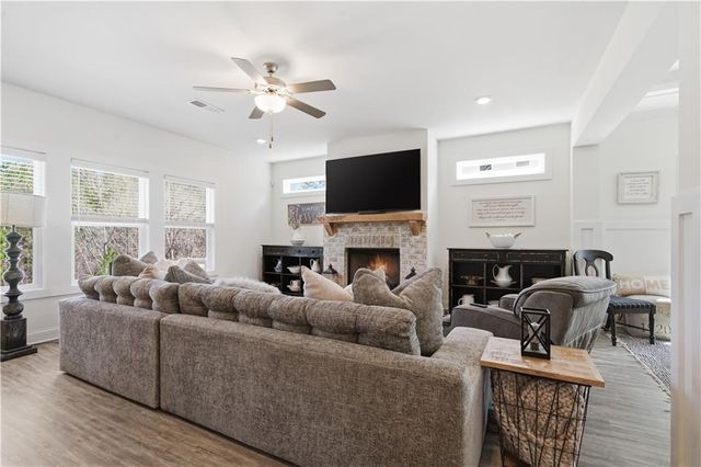 186 Mountain Ashe Lane, Dallas, GA 30132