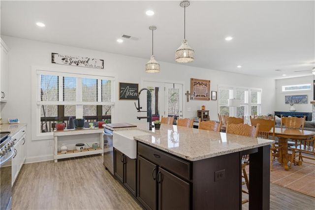 186 Mountain Ashe Lane, Dallas, GA 30132