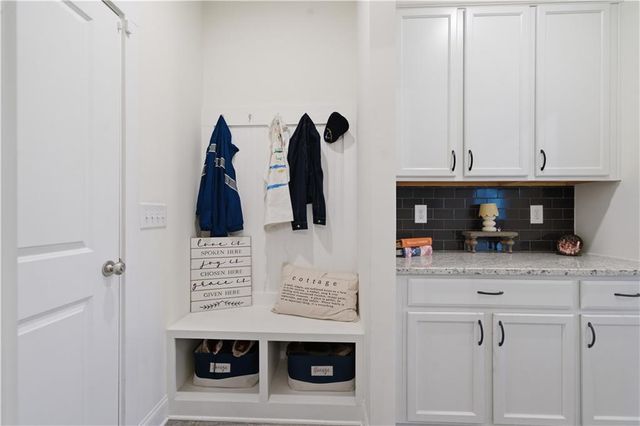 186 Mountain Ashe Lane, Dallas, GA 30132