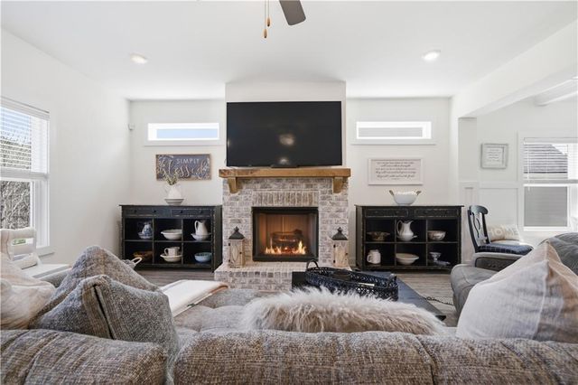 186 Mountain Ashe Lane, Dallas, GA 30132