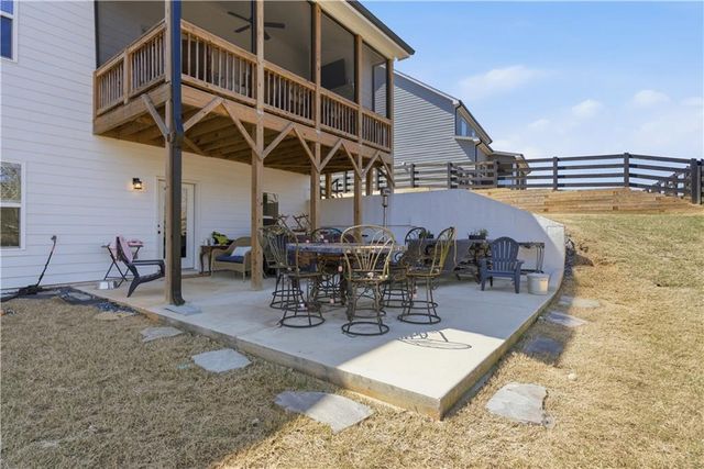 186 Mountain Ashe Lane, Dallas, GA 30132