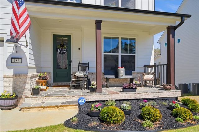 186 Mountain Ashe Lane, Dallas, GA 30132