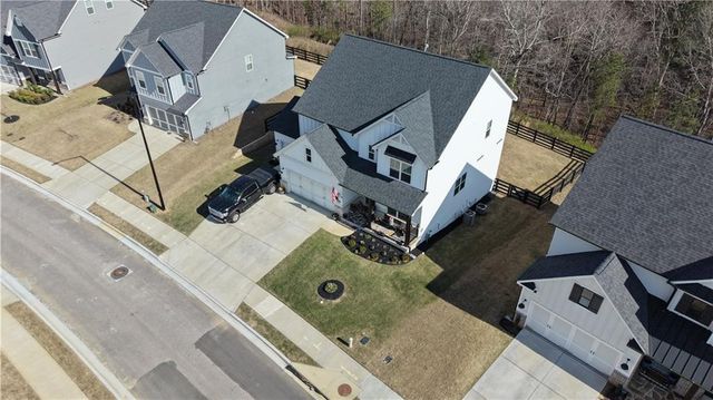 186 Mountain Ashe Lane, Dallas, GA 30132