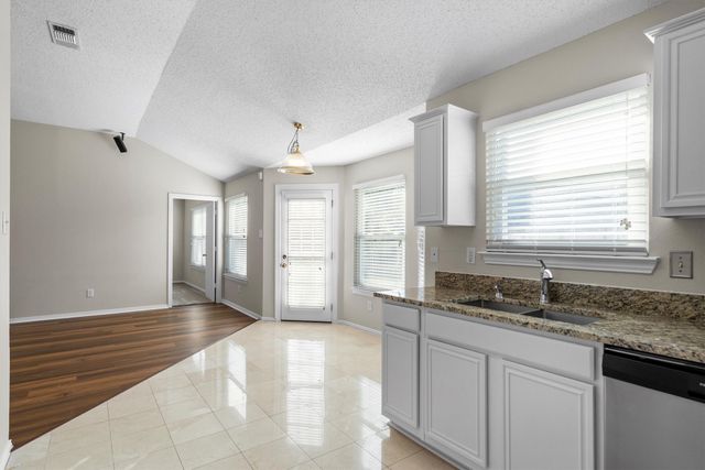 1112 Lake Bluff Drive, Little Elm, TX 75068