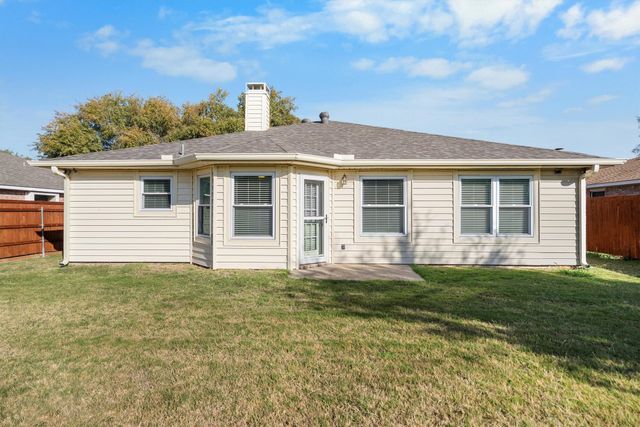 1112 Lake Bluff Drive, Little Elm, TX 75068