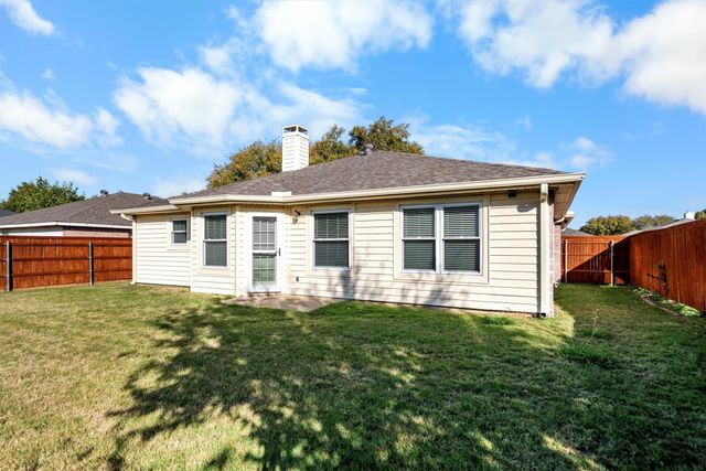 1112 Lake Bluff Drive, Little Elm, TX 75068