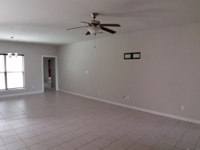 8082 Antebellum Ave, Baton Rouge, LA 70820