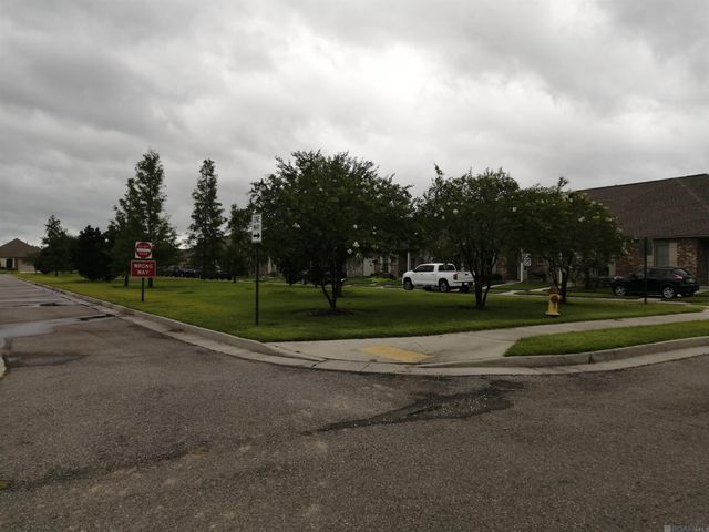 8082 Antebellum Ave, Baton Rouge, LA 70820