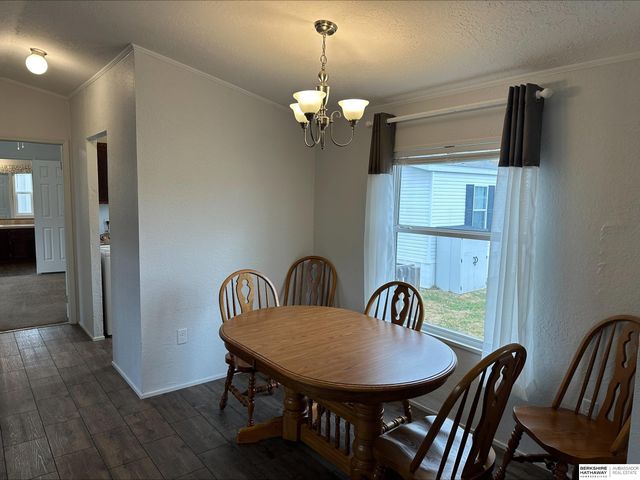 1407 W Commodore Boulevard, Lincoln, NE 68522