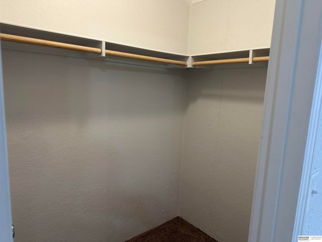 1407 W Commodore Boulevard, Lincoln, NE 68522