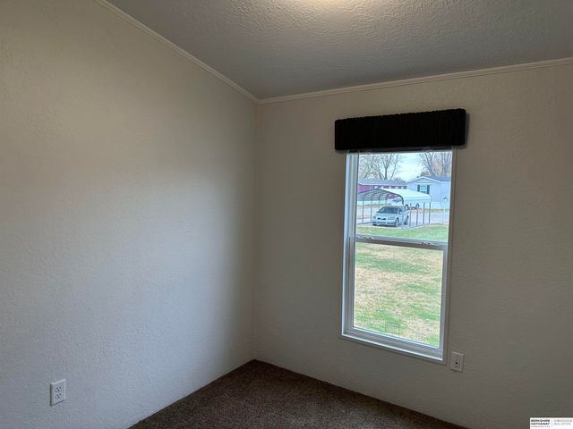 1407 W Commodore Boulevard, Lincoln, NE 68522