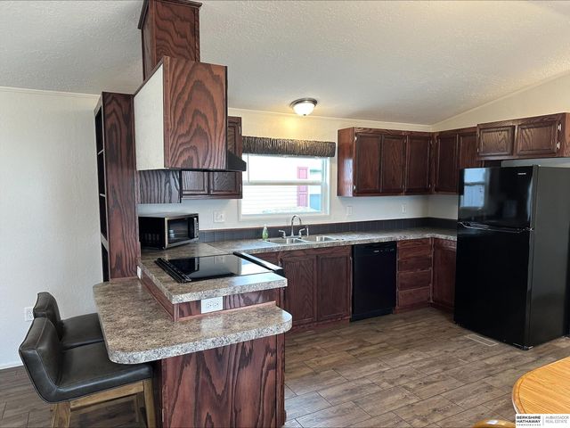 1407 W Commodore Boulevard, Lincoln, NE 68522